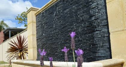 Ellard Bed & Breakfast