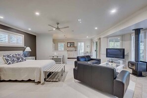 1 間臥室、高級寢具、客房內保險箱、遮光布/窗簾