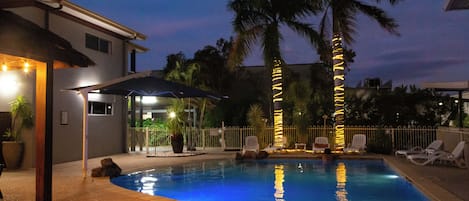 Outdoor pool, sun loungers