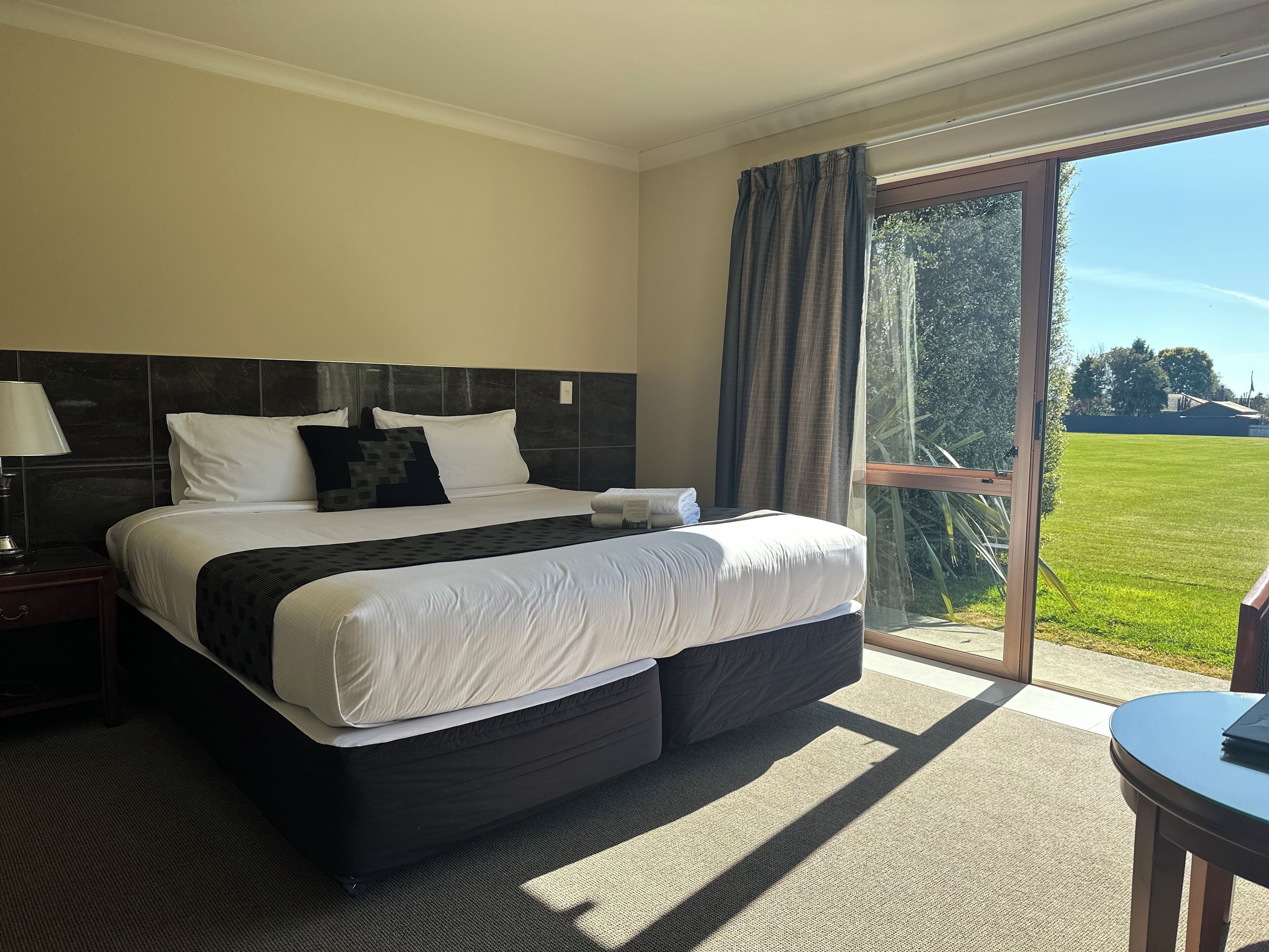 Executive-Studio, 1 Schlafzimmer | Bettwäsche aus ägyptischer Baumwolle, hochwertige Bettwaren