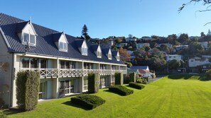 Front of property - Admirals Motor Inn (Nelson)