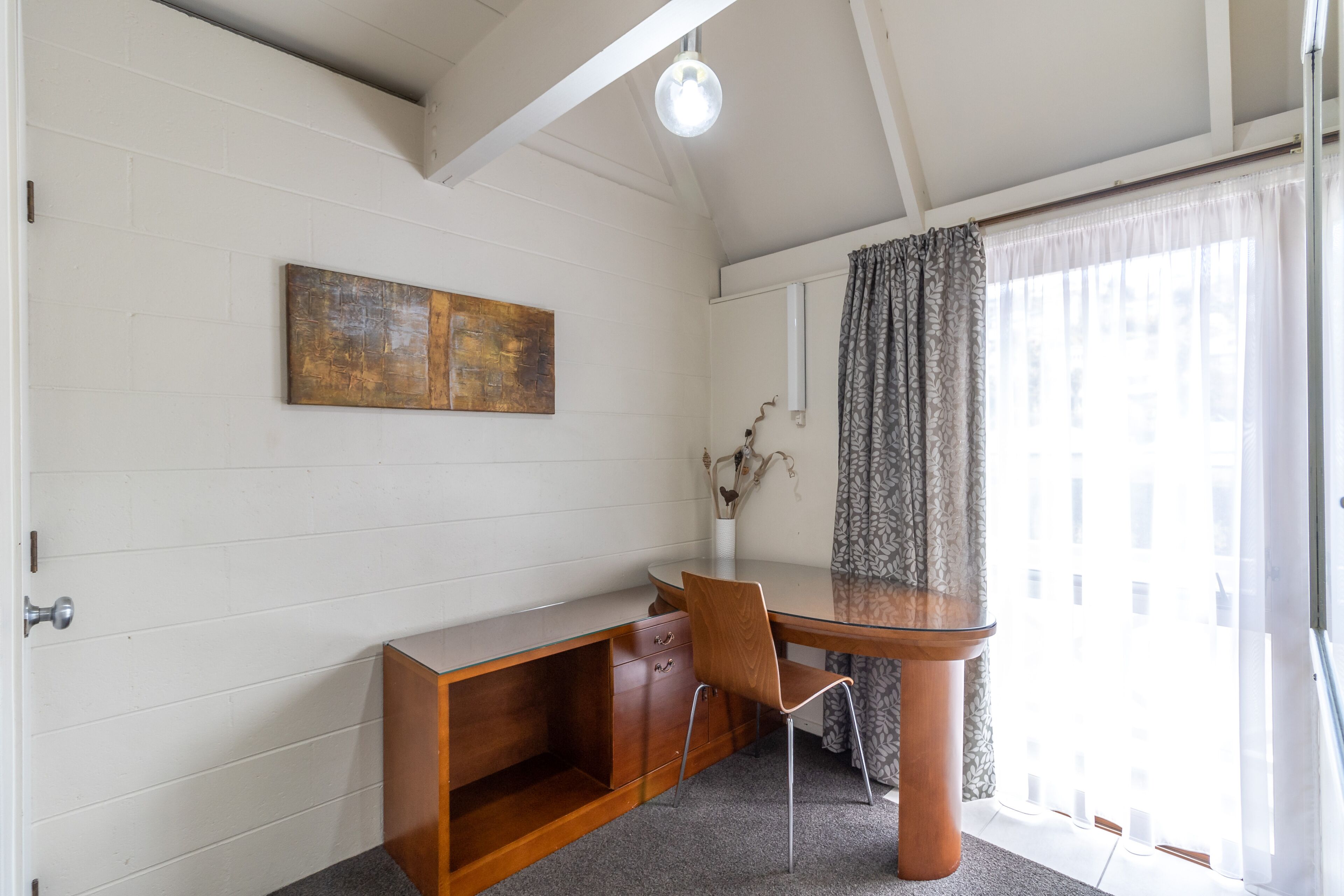 2 bedrooms, egyptian cotton sheets, premium bedding, free wifi