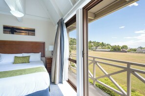 Family Apartment, 2 Bedrooms | Egyptian cotton sheets, premium bedding, free WiFi, bed sheets - Admirals Motor Inn (Nelson)