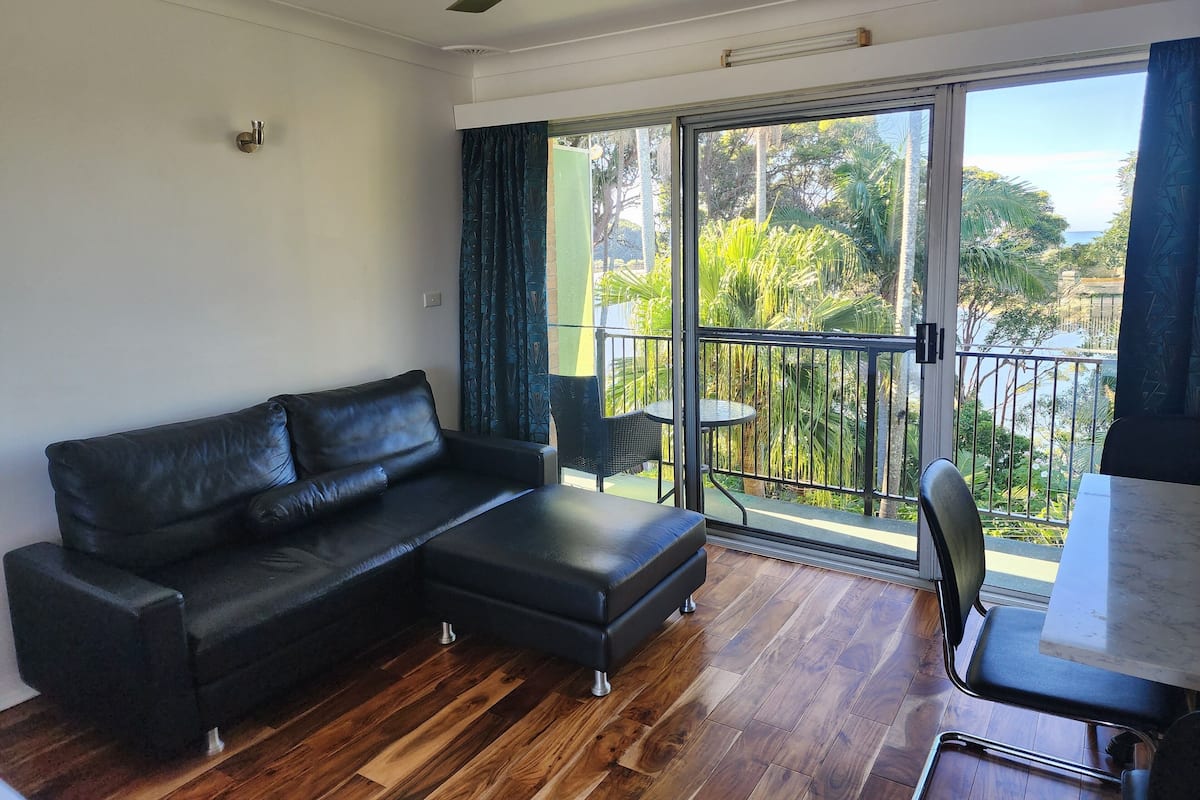 River View Apartment | 2 bedrooms, iron/ironing board, cribs/infant beds, free WiFi