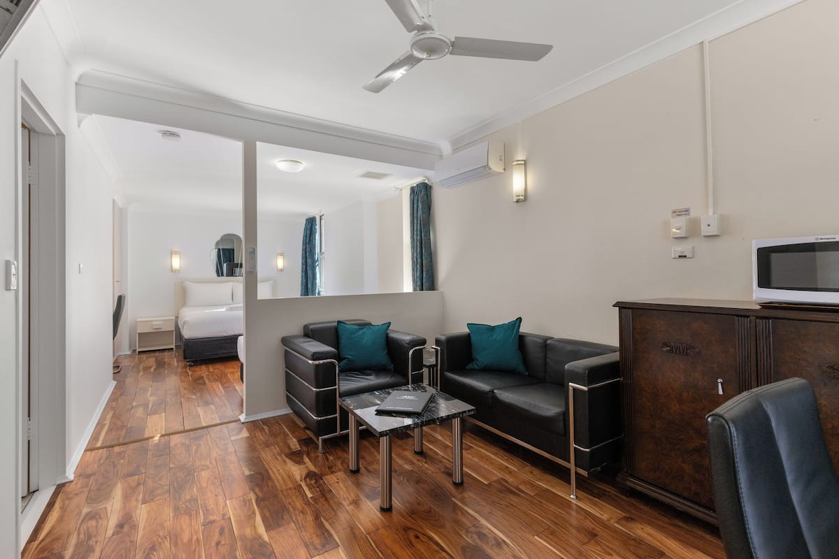 River Vista Room - Accessible | 2 bedrooms, iron/ironing board, cribs/infant beds, free WiFi
