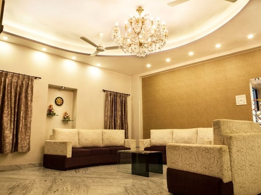 Área de estar no saguão