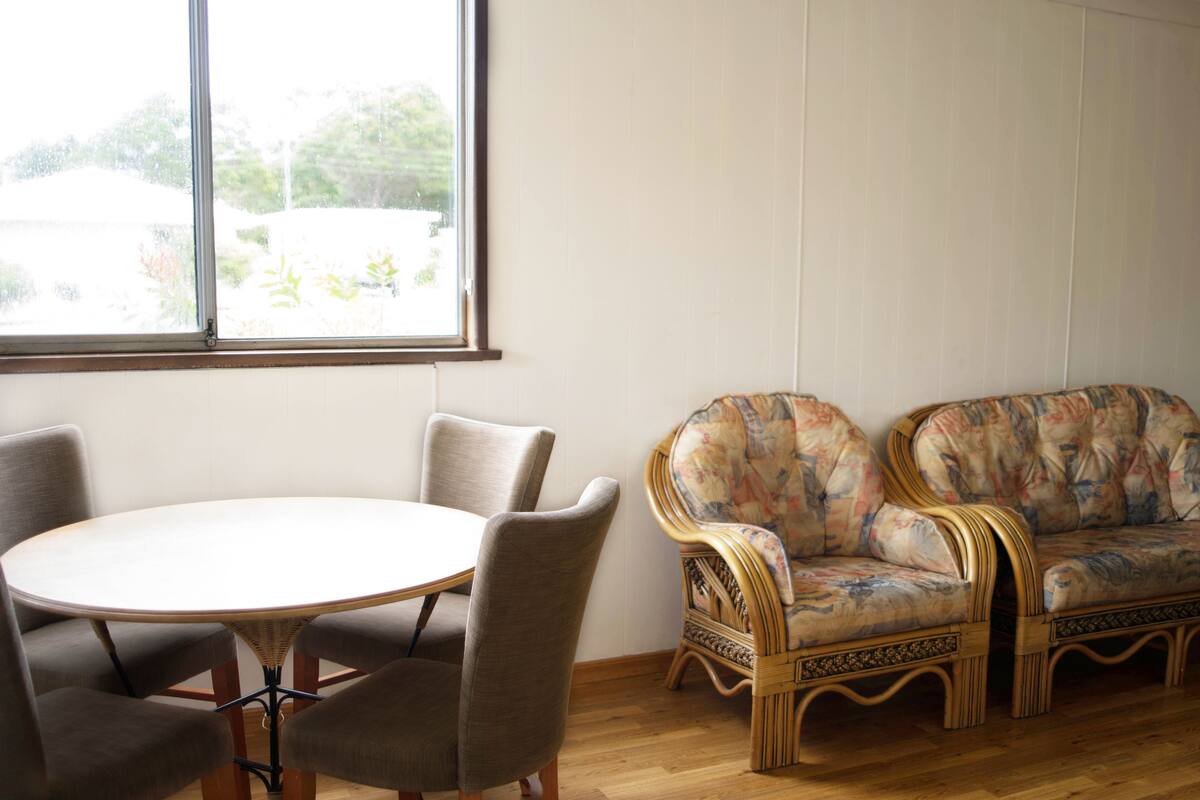 Premium-Suite, 1 Schlafzimmer, Küche (Cottage Premium) | Zustellbetten, kostenloses WLAN