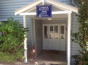 Property entrance - La Perouse Lorne (Lorne)