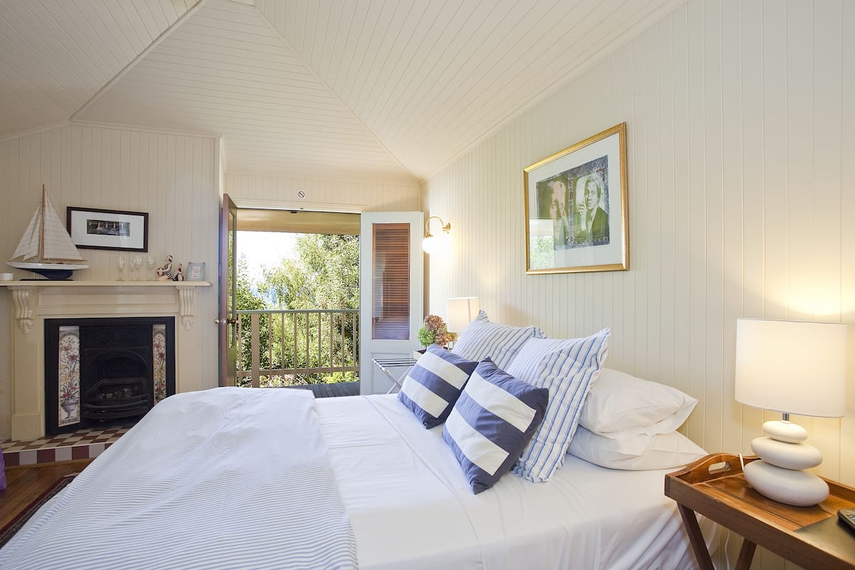 La Perouse - 4 | Premium bedding