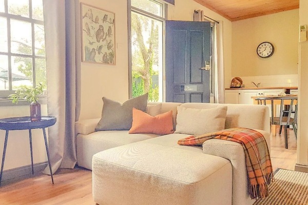 Suíte standard, 1 quarto, para não fumantes, geladeira e micro-ondas | 2 quartos, ferros/tábuas de passar roupa, Wi-Fi de cortesia