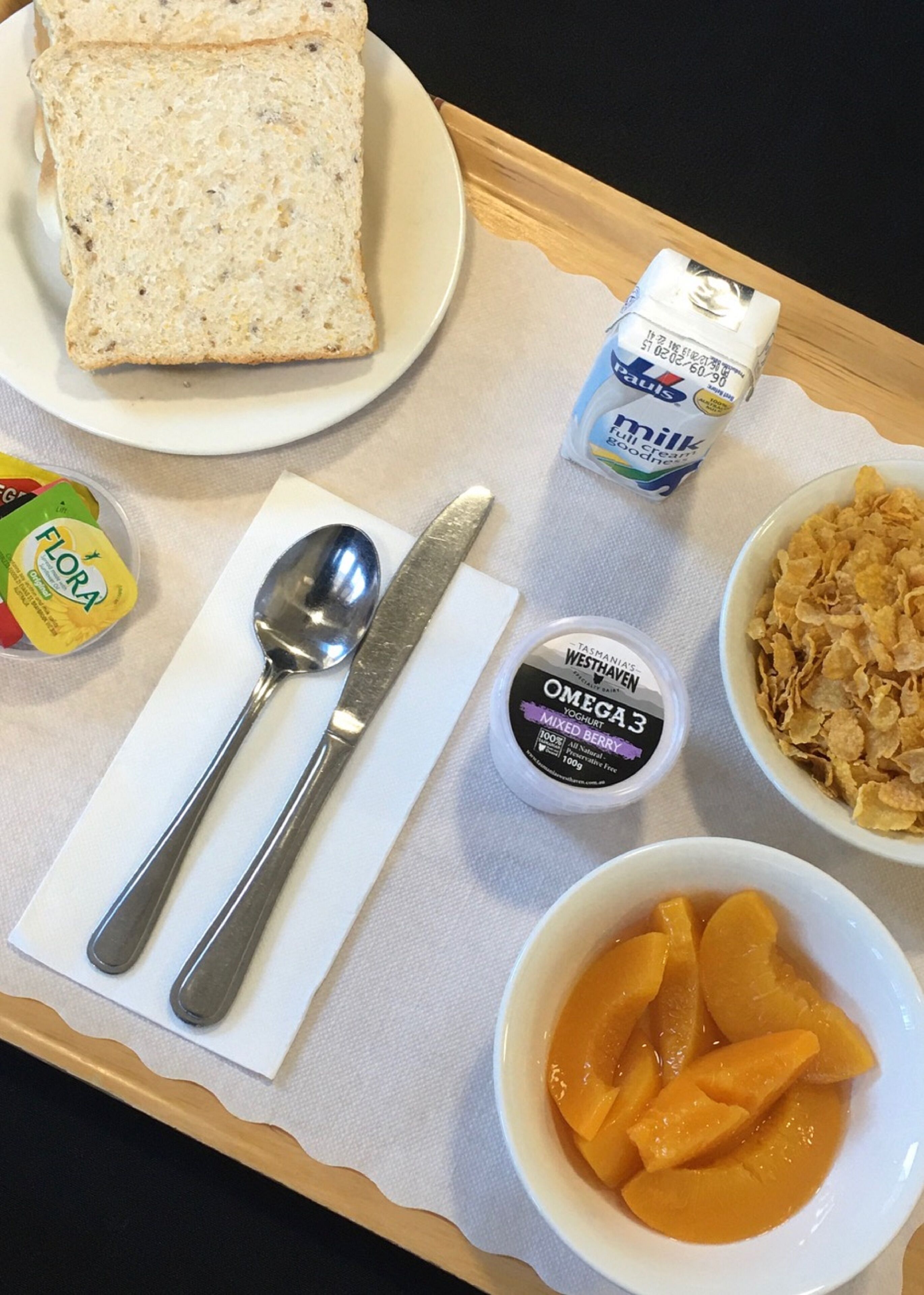 朝食
