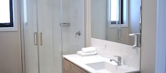 Seabrook Hotel