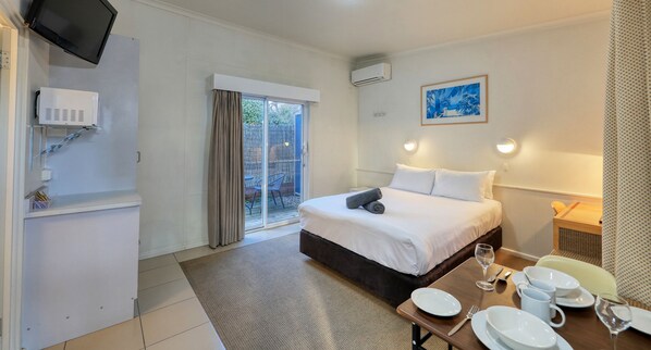 เปล/เตียงเด็กอ่อน, Wi-Fi ฟรี, ผ้าปูที่นอน