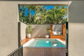 Outdoor pool - A PERFECT STAY - 3 Little Pigs (Byron Bay)
