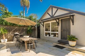 Terrace/patio - A PERFECT STAY - 3 Little Pigs (Byron Bay)