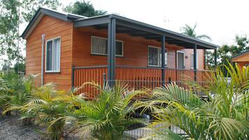 Mặt tiền nơi lưu trú