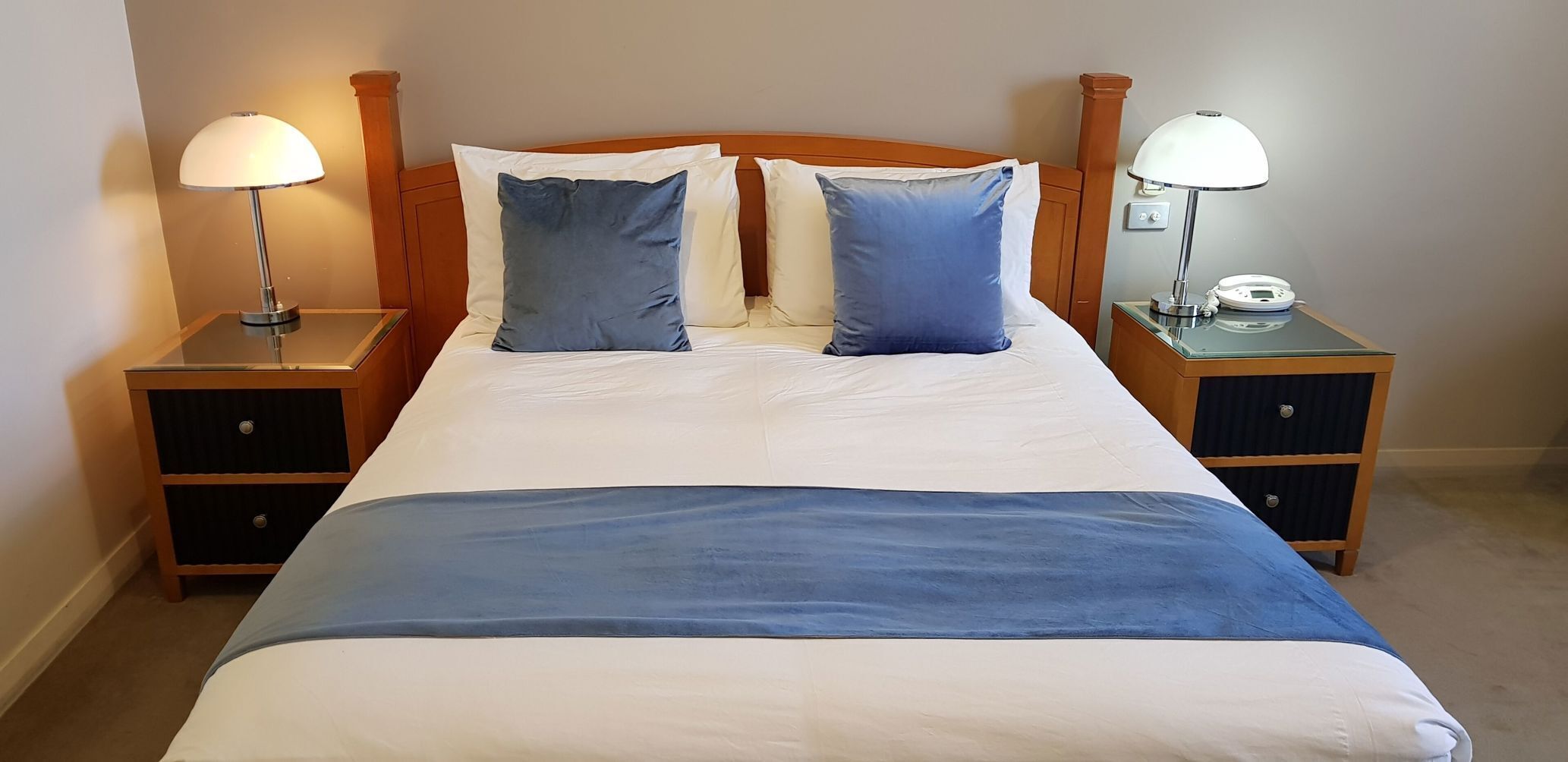 Minibar, desk, iron/ironing board, cots/infant beds