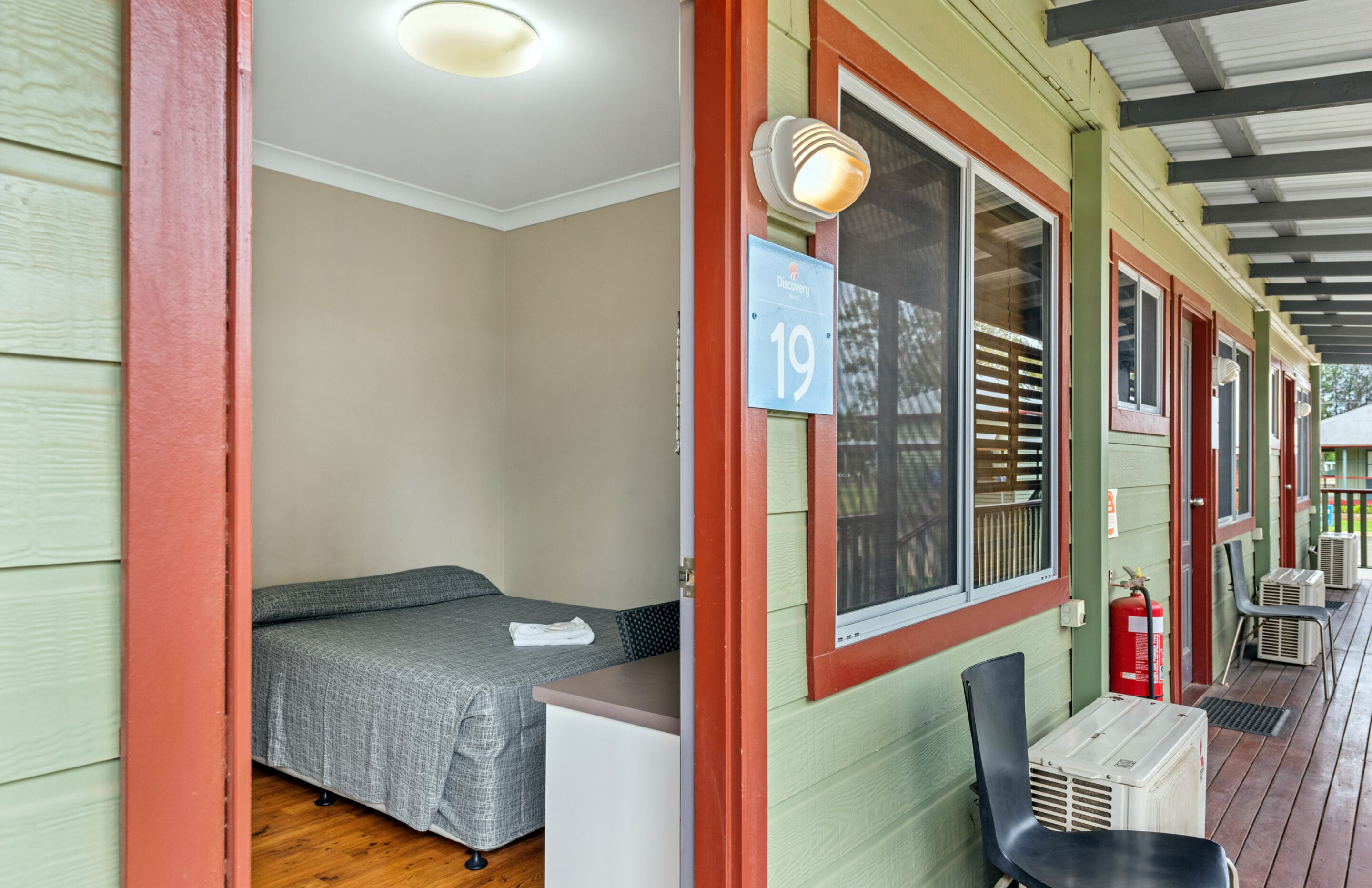 standard room | free wifi, bed sheets