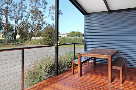 Standard Cabin | Terrace/patio