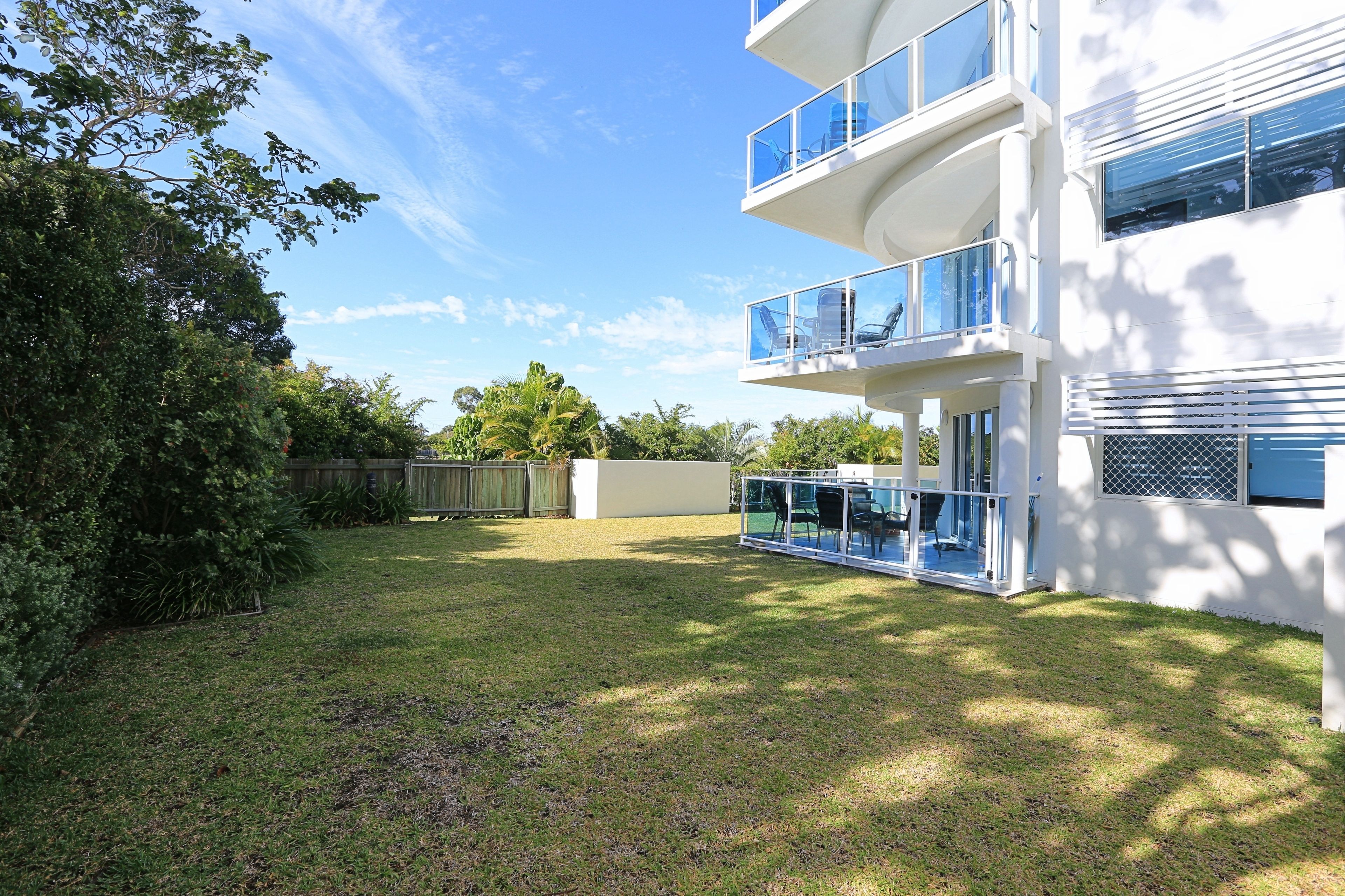 Koola Beach Apartments Bargara — image 24