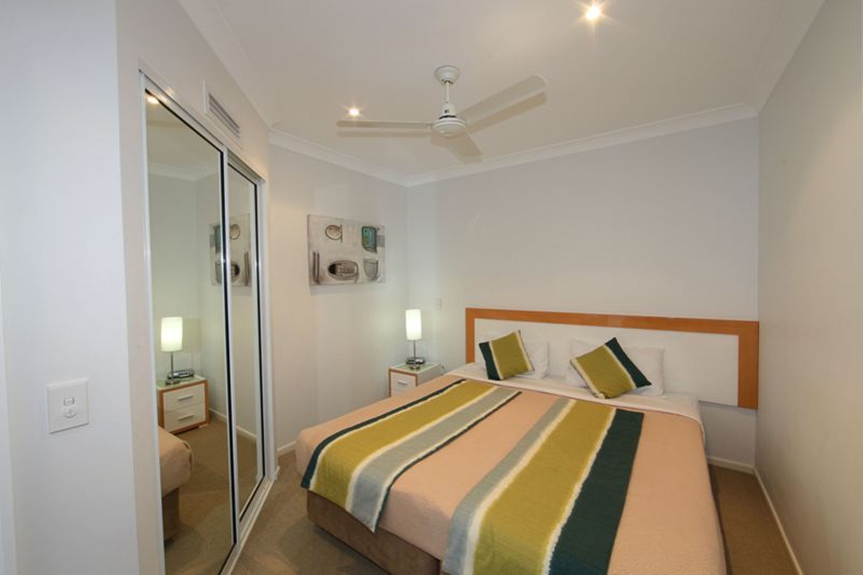 Koola Beach Apartments Bargara — image 7