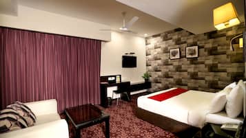 Phòng hạng Business | 1 phòng ngủ, minibar, két bảo mật tại phòng