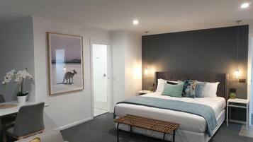 Bayview Superior Spa Suite