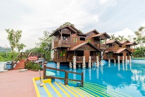 パノラミック ルーム バルコニー プールビュー (Kampung House) | 部屋からの景観