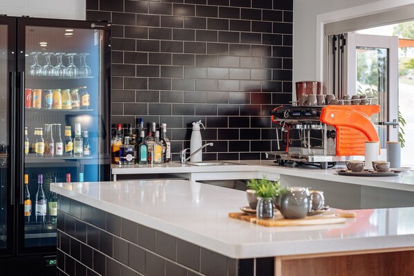 Bar (on property) - Raintree Motel Biloela (Biloela)