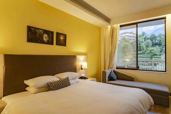 Luxury Double Room, 1 Bedroom, Mountain View | Exterior - Hotel Bob's N Barley (Dharamshala)