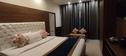 Hotel Bob's N Barley