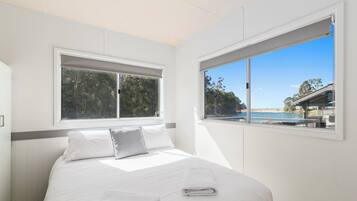 2 habitaciones, decoración personalizada y muebles diferentes