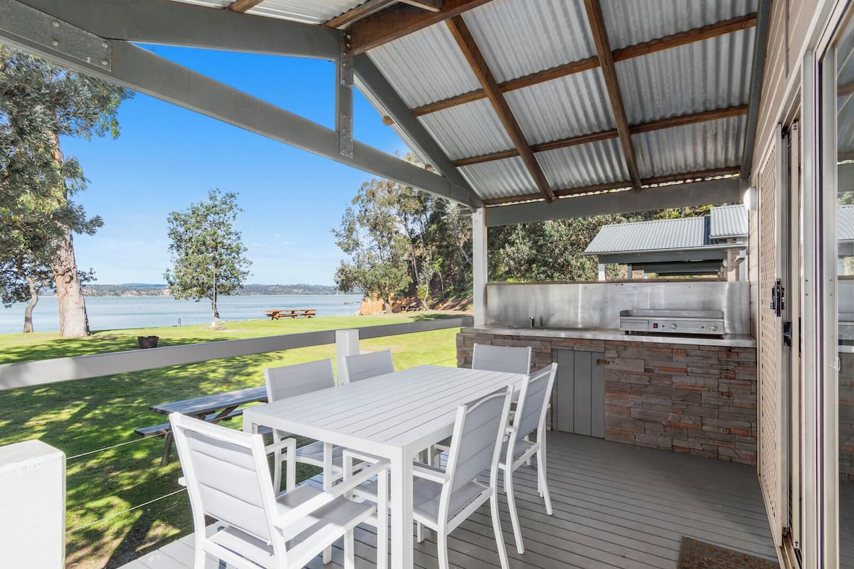 Villa, 2 chambres, en front de plage (5B) | Vue sur l’eau
