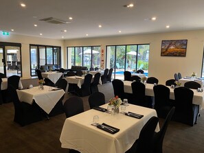 Breakfast served - The Palms Motel (Chinchilla)