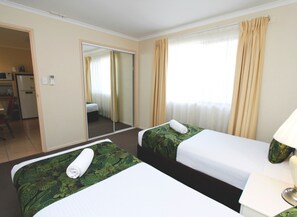Familien-Suite, 2 Schlafzimmer | Ausblick vom Zimmer