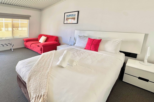 Standard Double Room, 1 Queen Bed | Desk, laptop workspace, iron/ironing board, free WiFi