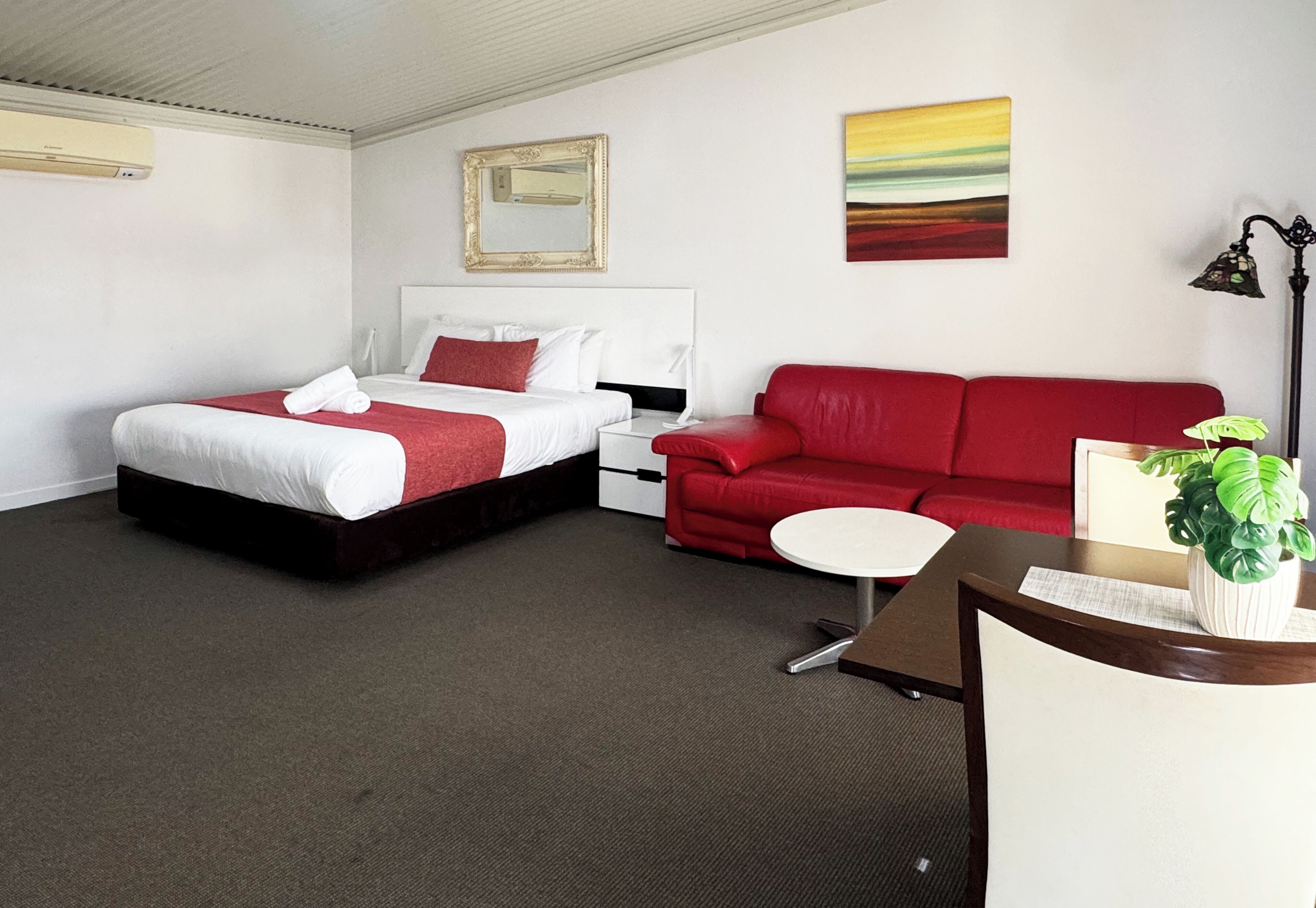 Executive Room, Non Smoking (Executive King Suite)