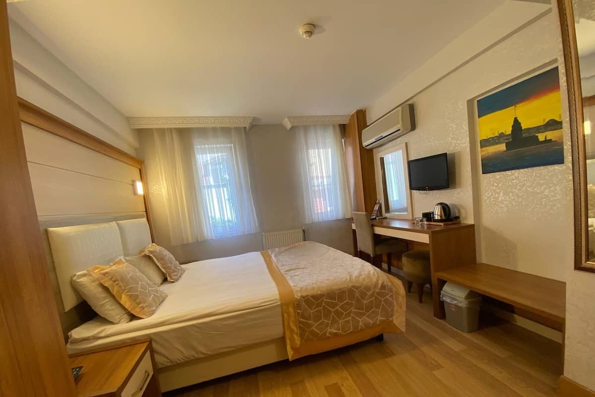 Standard Double Room, City View | Minibar, in-room safe, desk, laptop workspace