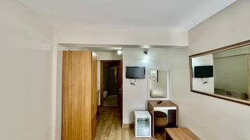 Minibar, in-room safe, desk, laptop workspace