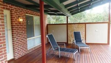 Executive Apartment, 2 Bedrooms, Non Smoking, Kitchen (Executive spa apartment) | Terrace/patio