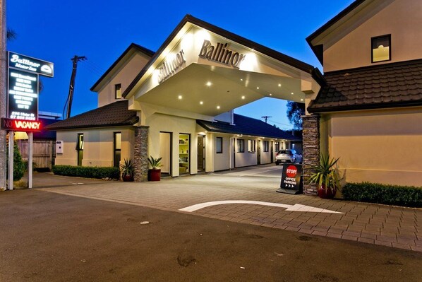 Exterior - Ballinor Motor Inn Hamilton (Hamilton)