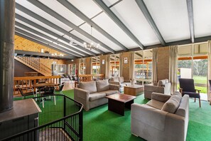 Lounge - Mansfield Country Resort (Mansfield)