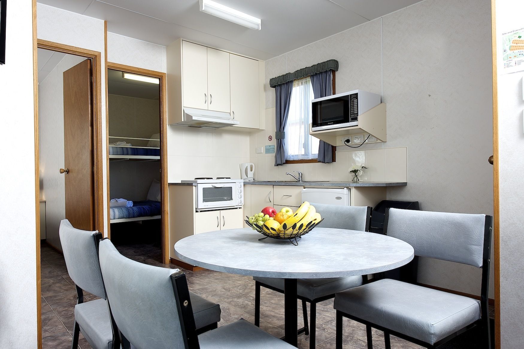 Standard Cabin | 2 bedrooms, soundproofing, iron/ironing board, bed sheets