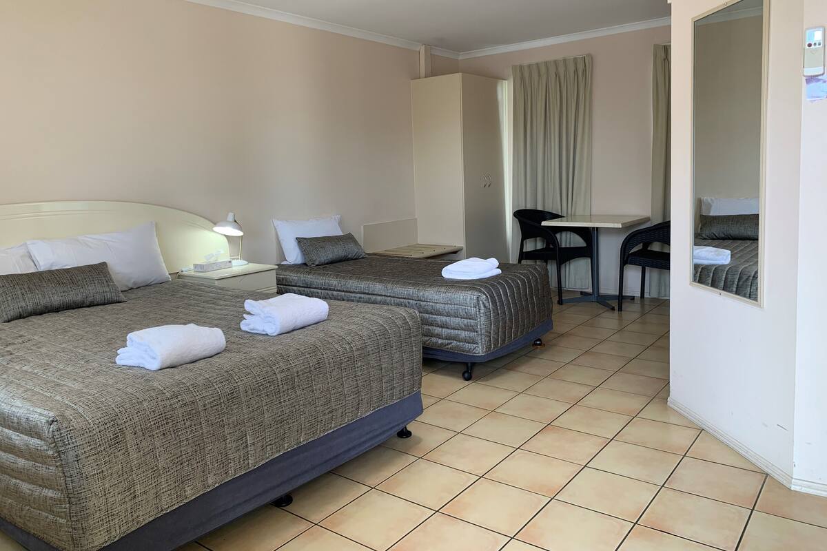 Queen + Single Accessible Room