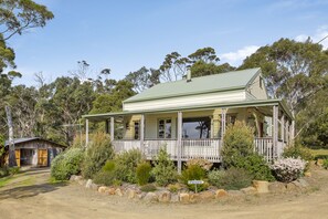 Exterior - Mandala Bruny Island (Alonnah)