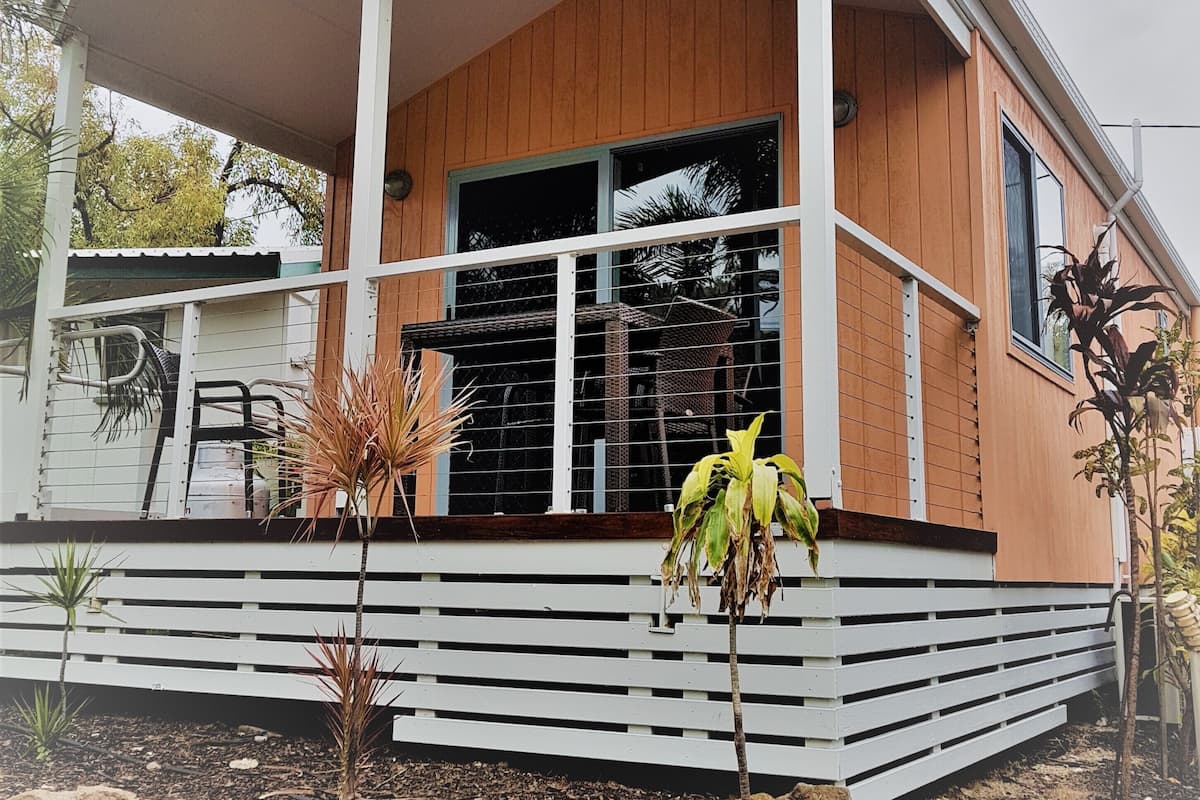 Open Plan B/Hut with Disabled Facilities | Garden view