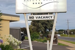 Exterior - Bay Motel Safety Beach (Safety Beach)