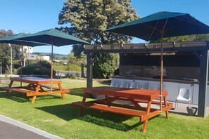 Garden - Bay Motel Safety Beach (Safety Beach)