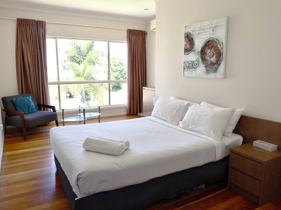 Chambre Standard (Queen Disabled Room) | Lit de bébé (supplément), accès au Wi-Fi (inclus), literie fournie