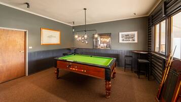 Lunch and dinner served, al fresco dining